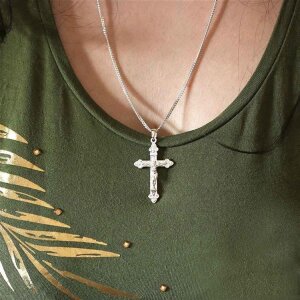 Silbernes Kreuz Anhänger Jesus Barock Stil glänzend Echt Silber 925